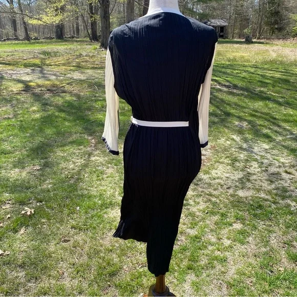 RACHEL ROY NEW WRAP DRESS BLACK CREAM MICRO PLEAT V-NECK 3/4 SLEEVE MIDI 8 NWT